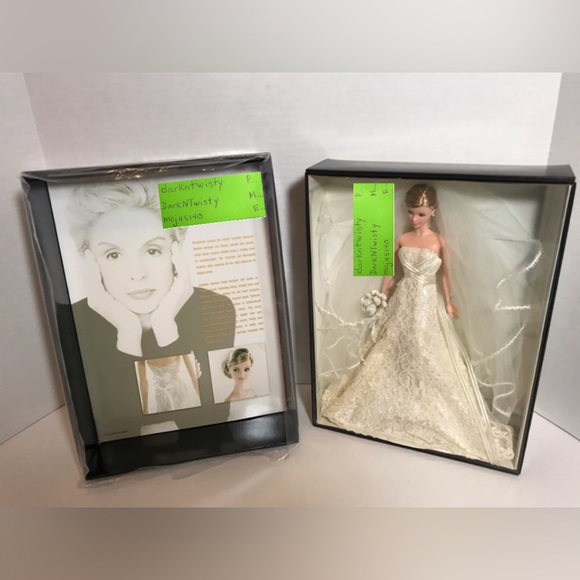 Carolina Herrera Gold Label Barbie NRFB BNIB MIB PRICE VERY FIRM!! - Picture 2 of 8